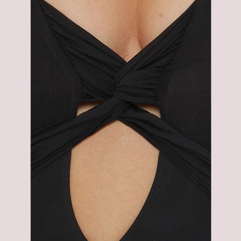 NWT BECCA Color Code Twist Cut-Out One Piece Swimsuit - Picture 4 of 7